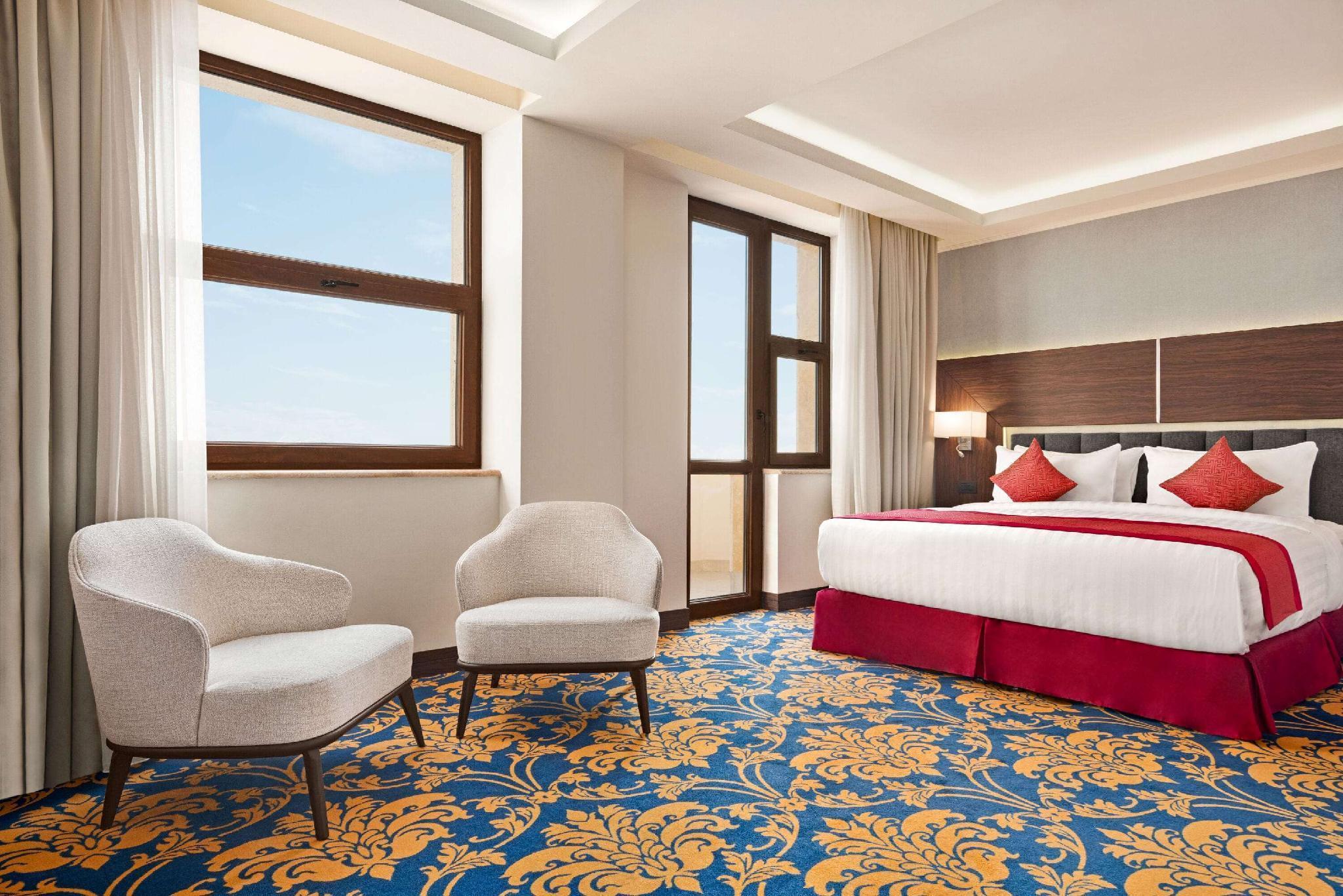 Ramada Hotel & Suites By Wyndham Jereván Kültér fotó