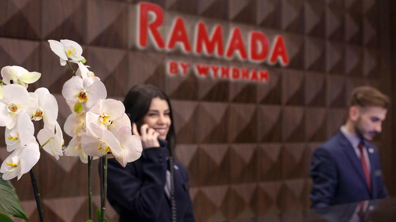 Ramada Hotel & Suites By Wyndham Jereván Kültér fotó