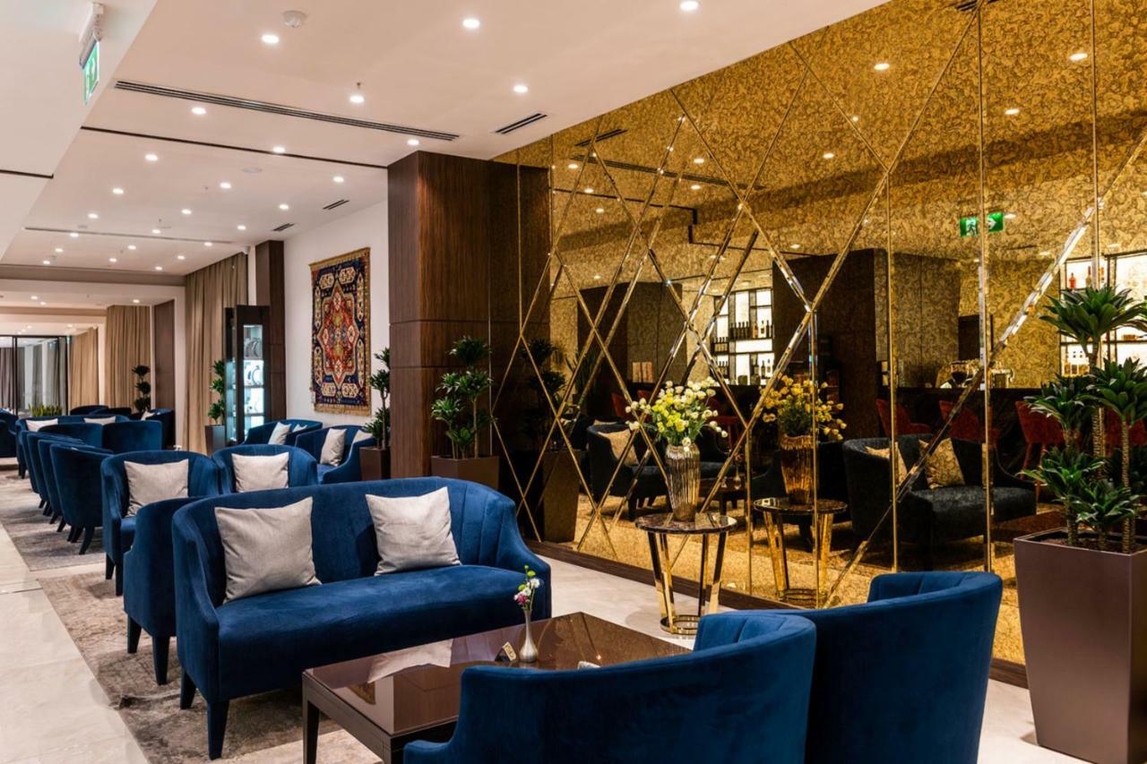 Ramada Hotel & Suites By Wyndham Jereván Kültér fotó